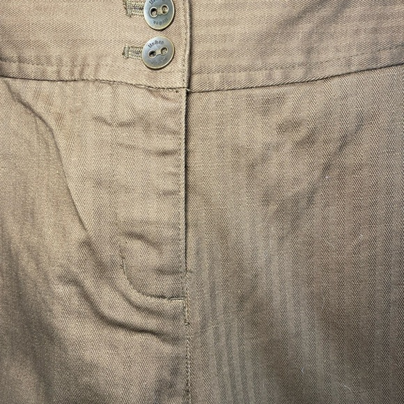 Liz Claiborne Women’s Brown capri Stretch pants Size petite 12 - Picture 2 of 16